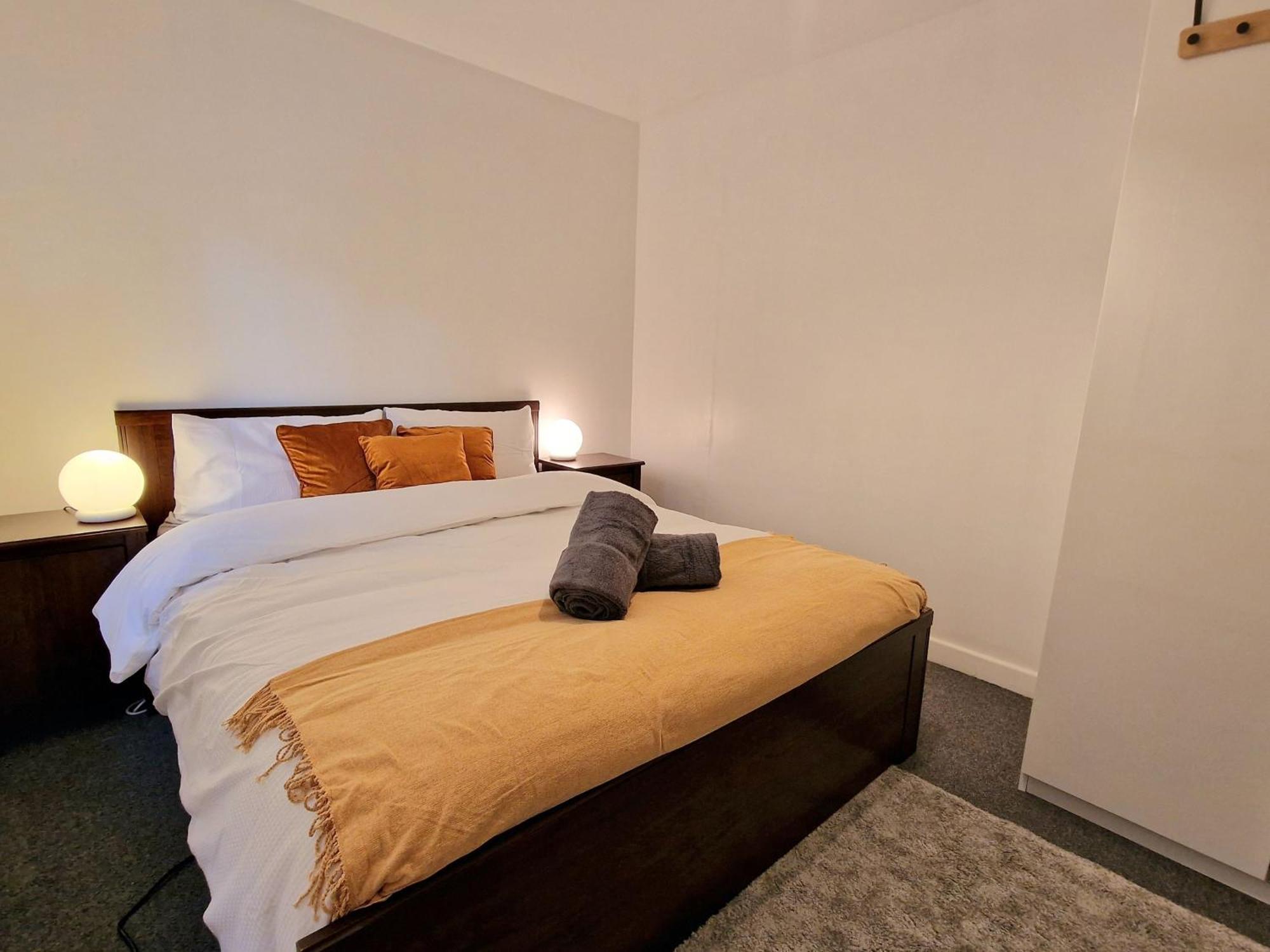 Millmead Apartment In Central Guildford With Parking Esterno foto