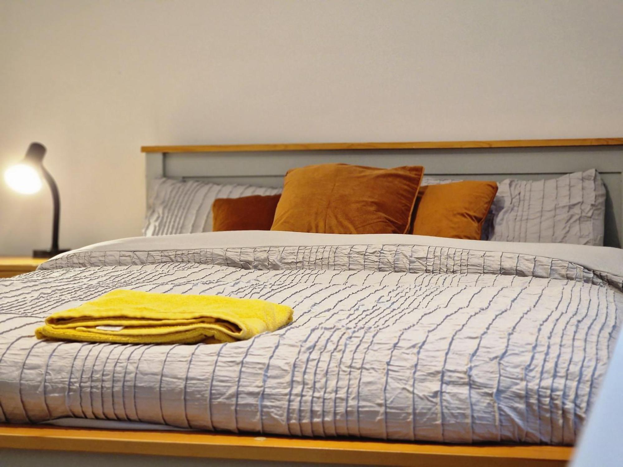 Millmead Apartment In Central Guildford With Parking Esterno foto